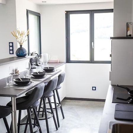 Bienvenue Dans Le Cobalt ! Apartment Cholonge Luaran gambar
